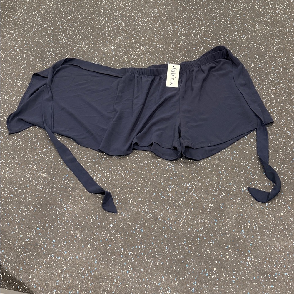 Fabrik Eloise Side Tie Skort Navy Women's L NWT - Picture 4 of 5